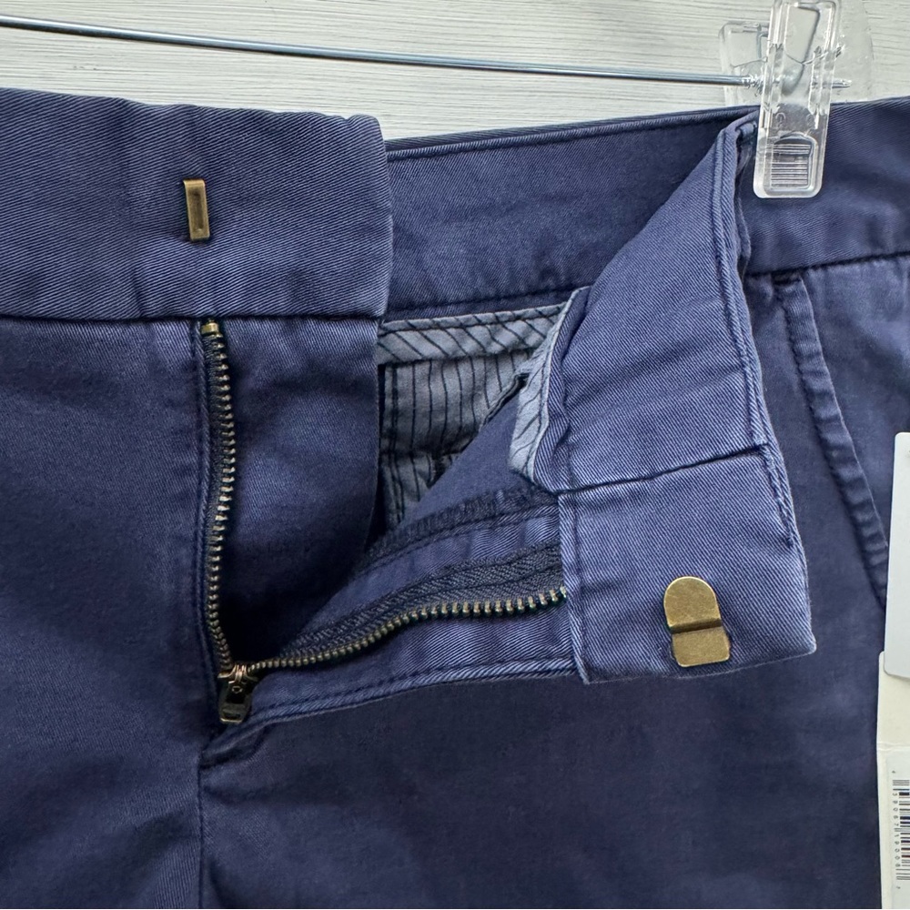 Caslon Womens Chino Shorts Size 10 Navy Peacoat - Picture 6 of 9